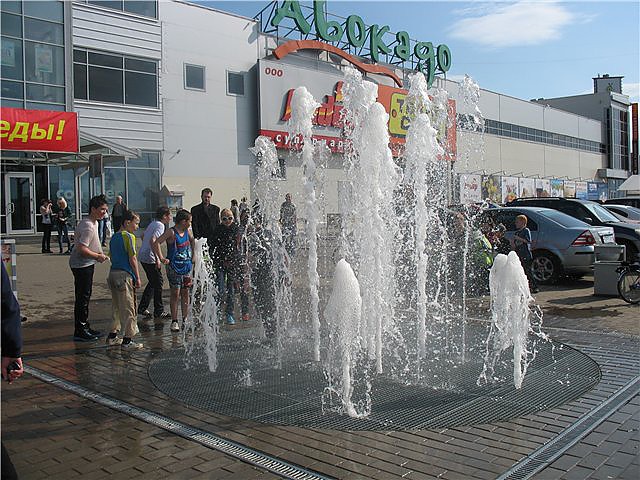 фонтан торговый центр авокадо кострома