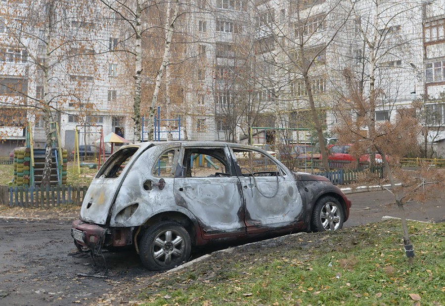 Поджог автомобиля в Костроме, 2014 год