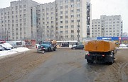 Уборка улицы в Костроме